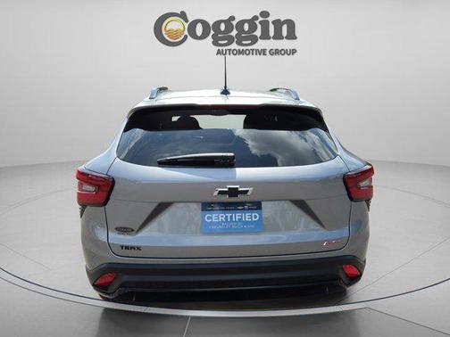 Sterling Gray Metallic 2025 Chevrolet Trax FWD 2RS