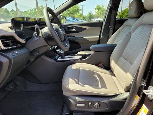 2025 Buick Envista Avenir FWD