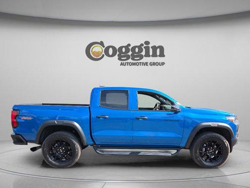 Glacier Blue Metallic 2023 Chevrolet Colorado Trail Boss