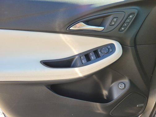 2025 Buick Encore GX Avenir