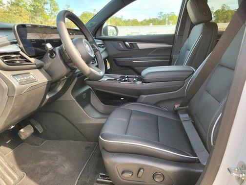 2025 Buick Enclave Preferred FWD