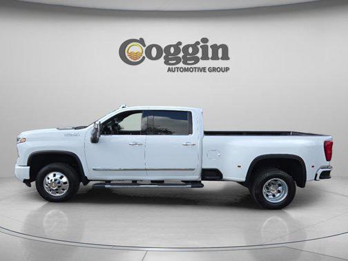 Summit White 2025 Chevrolet Silverado 3500 High Country