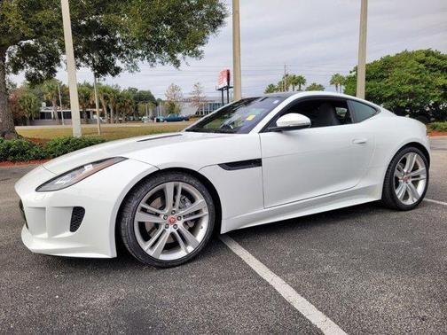 2017 Jaguar F-TYPE Premium