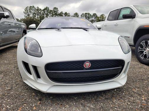 2017 Jaguar F-TYPE Premium