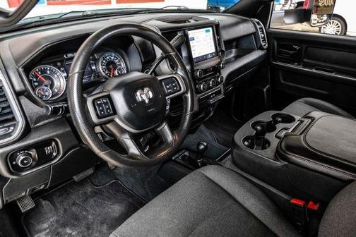 2022 RAM 2500 Tradesman Crew Cab 4x4 6'4' Box