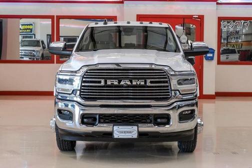 2020 RAM 3500 Laramie Crew Cab 4x4 8' Box