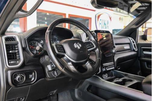 2022 RAM 2500 Big Horn Crew Cab 4x4 6'4' Box