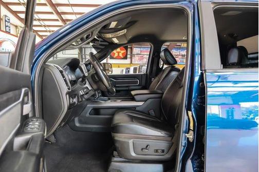 2022 RAM 2500 Big Horn Crew Cab 4x4 6'4' Box