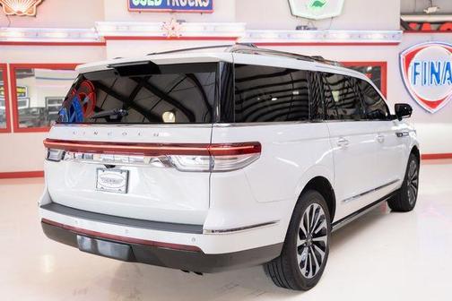 2023 Lincoln Navigator Reserve