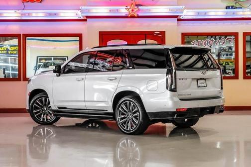 2023 Cadillac Escalade Sport