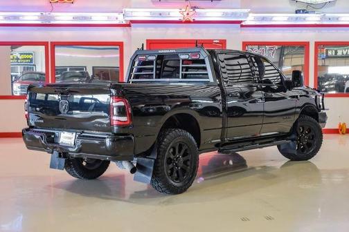 2023 RAM 2500 Laramie Crew Cab 4x4 6'4' Box