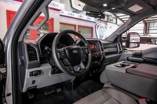 2017 Ford F-250 XLT