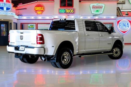 2024 RAM 3500 Laramie Mega Cab 4x4 6'4' Box