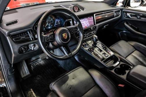 2024 Porsche Macan T