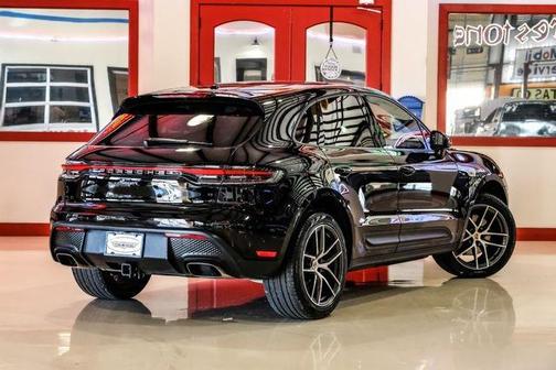 2024 Porsche Macan T