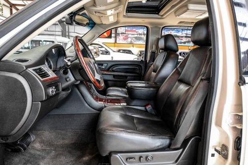 2011 Cadillac Escalade EXT Premium
