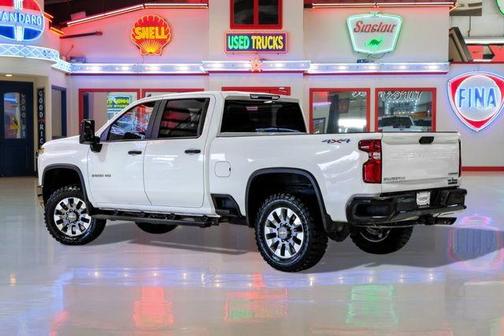 2021 Chevrolet Silverado 2500 Custom