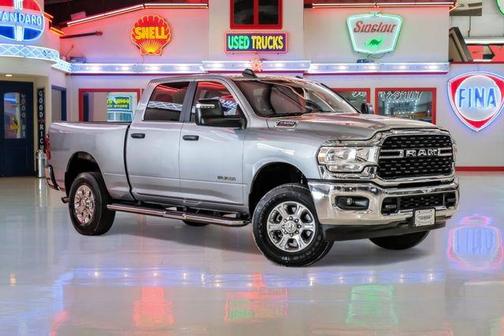 2024 RAM 2500 Big Horn Crew Cab 4x4 6'4' Box