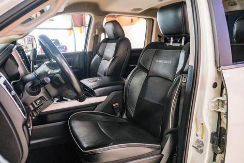 2022 RAM 2500 Laramie Crew Cab 4x4 6'4' Box