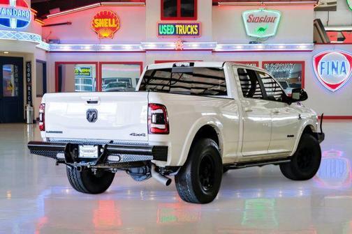 Bright White Clearcoat 2021 RAM 2500 Laramie Crew Cab 4x4 6'4' Box