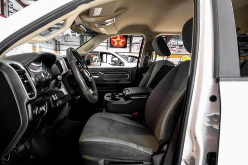 2020 RAM 2500 Big Horn Crew Cab 4X4 6'4' Box