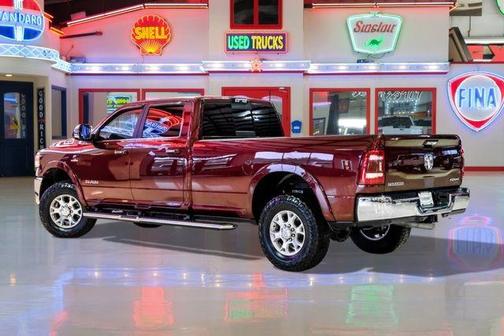 2019 RAM 3500 Laramie Crew Cab 4x4 8' Box