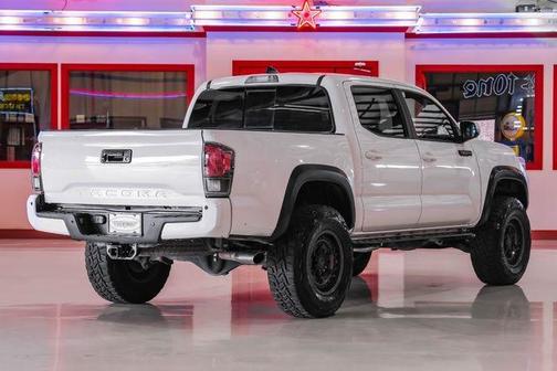 2017 Toyota Tacoma Base