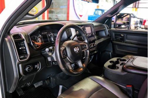 2023 RAM 2500 Tradesman Crew Cab 4x4 8' Box