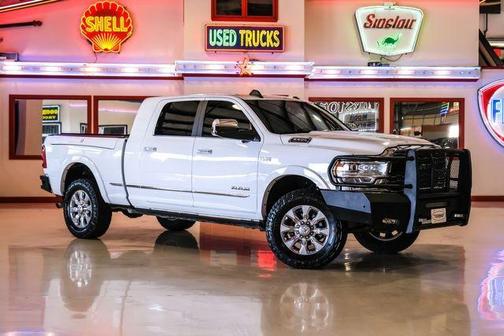 2020 RAM 2500 Limited Mega Cab 4X4 6'4' Box