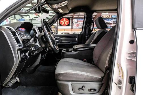 2023 RAM 2500 Big Horn Crew Cab 4x4 8' Box