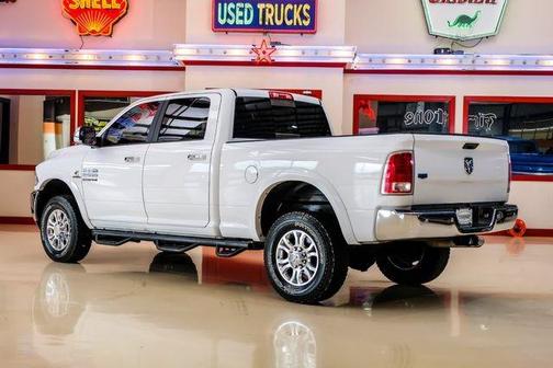 2018 RAM 2500 Laramie Crew Cab 4x4 6'4' Box
