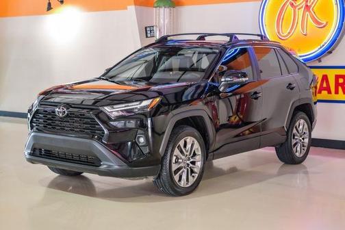 2023 Toyota RAV4 XLE Premium