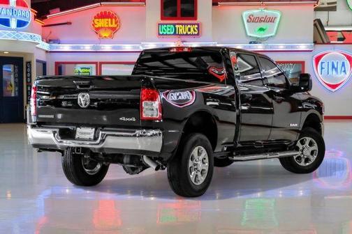 2024 RAM 2500 Big Horn Crew Cab 4x4 6'4' Box