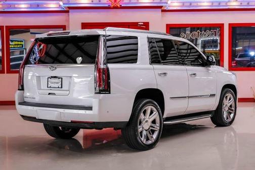 2018 Cadillac Escalade Luxury