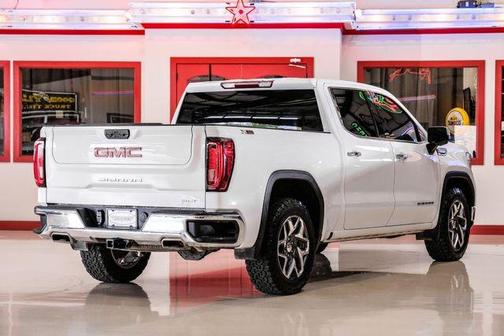 2023 GMC Sierra 1500 SLT