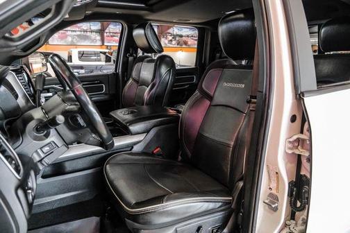 2020 RAM 2500 Laramie Mega Cab 4X4 6'4' Box