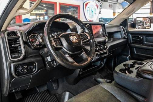 2020 RAM 3500 Tradesman Crew Cab 4x4 8' Box