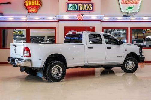2020 RAM 3500 Tradesman Crew Cab 4x4 8' Box