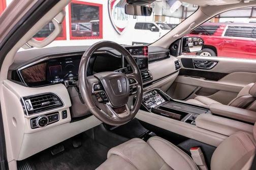 2018 Lincoln Navigator Select