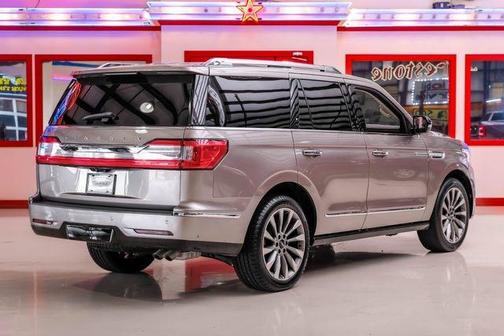 2018 Lincoln Navigator Select