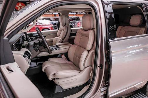 2018 Lincoln Navigator Select