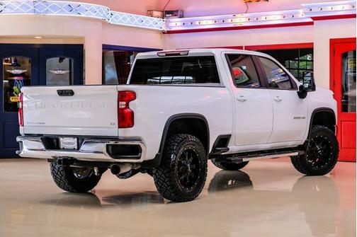 2023 Chevrolet Silverado 2500 LT