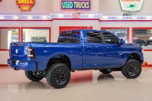 2019 RAM 2500 Big Horn Crew Cab 4x4 6'4' Box