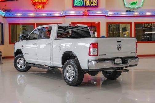 2021 RAM 2500 Big Horn Crew Cab 4x4 6'4' Box