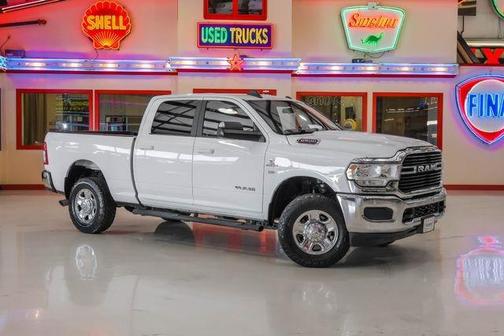 2021 RAM 2500 Big Horn Crew Cab 4x4 6'4' Box