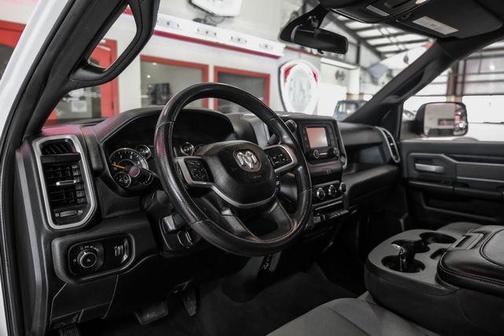 2021 RAM 2500 Big Horn Crew Cab 4x4 6'4' Box