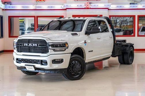 2022 RAM 3500 Laramie Crew Cab 4x4 8' Box