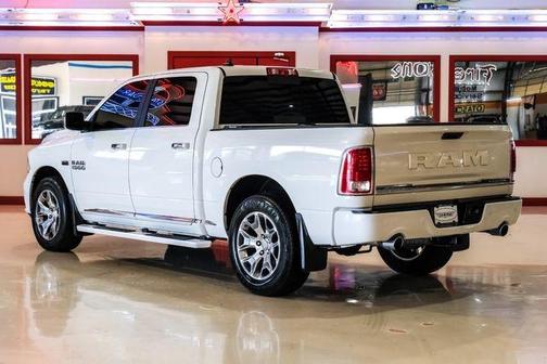 2017 RAM 1500 Limited Crew Cab 4x2 5'7' Box