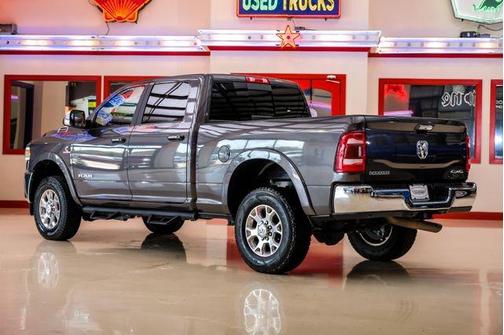 2021 RAM 2500 Laramie Crew Cab 4x4 6'4' Box