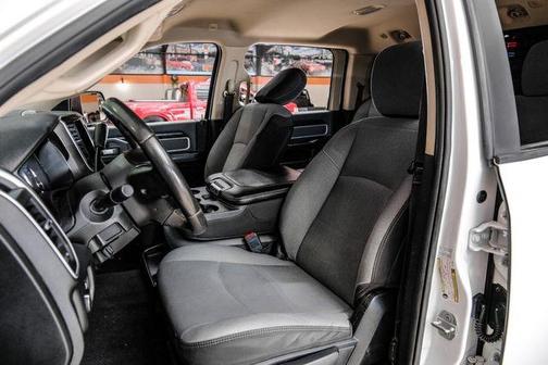2020 RAM 2500 Big Horn Crew Cab 4X4 6'4' Box